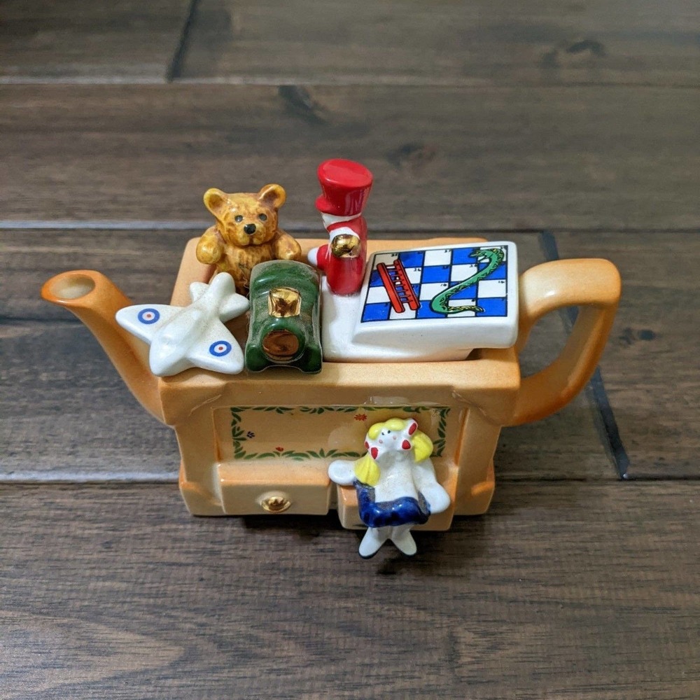 Vintage Paul cardew mini miniature toy box teapot bear plane car